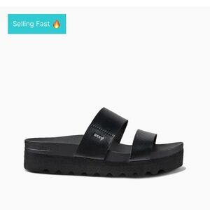 Brand new never worn, with tag, Reef Cushion Vista HI, Size 8 🩷